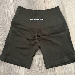 Alphalete amplify Shorts